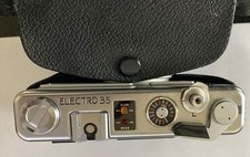 Vintage Yashica Electro 35 Rangefinder Camera w/ Original Case - Untested As-Is