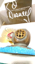 WDCC DISNEY JACQUES titled BONJOUR from Finding Nemo MIB
