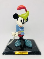 Disney MICKEY MOUSE 'Brave Little Tailor' Figurine 1996 Signed Marc Delle