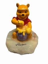 Disney's Ron Lee Winnie the Pooh 1997 Honeypot 1700/5000 Rare Collectible 