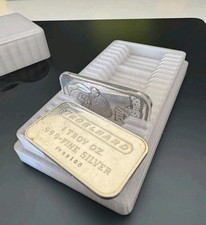  1 Troy Oz .999 Fine Silver Bar Bullion Silver Ingot  holder 