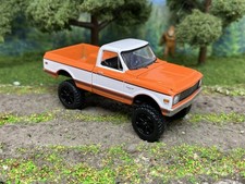 1972 Chevrolet K10 Lifted 4x4 Truck 1/64 Diecast Custom Off Road 4WD Greenlight