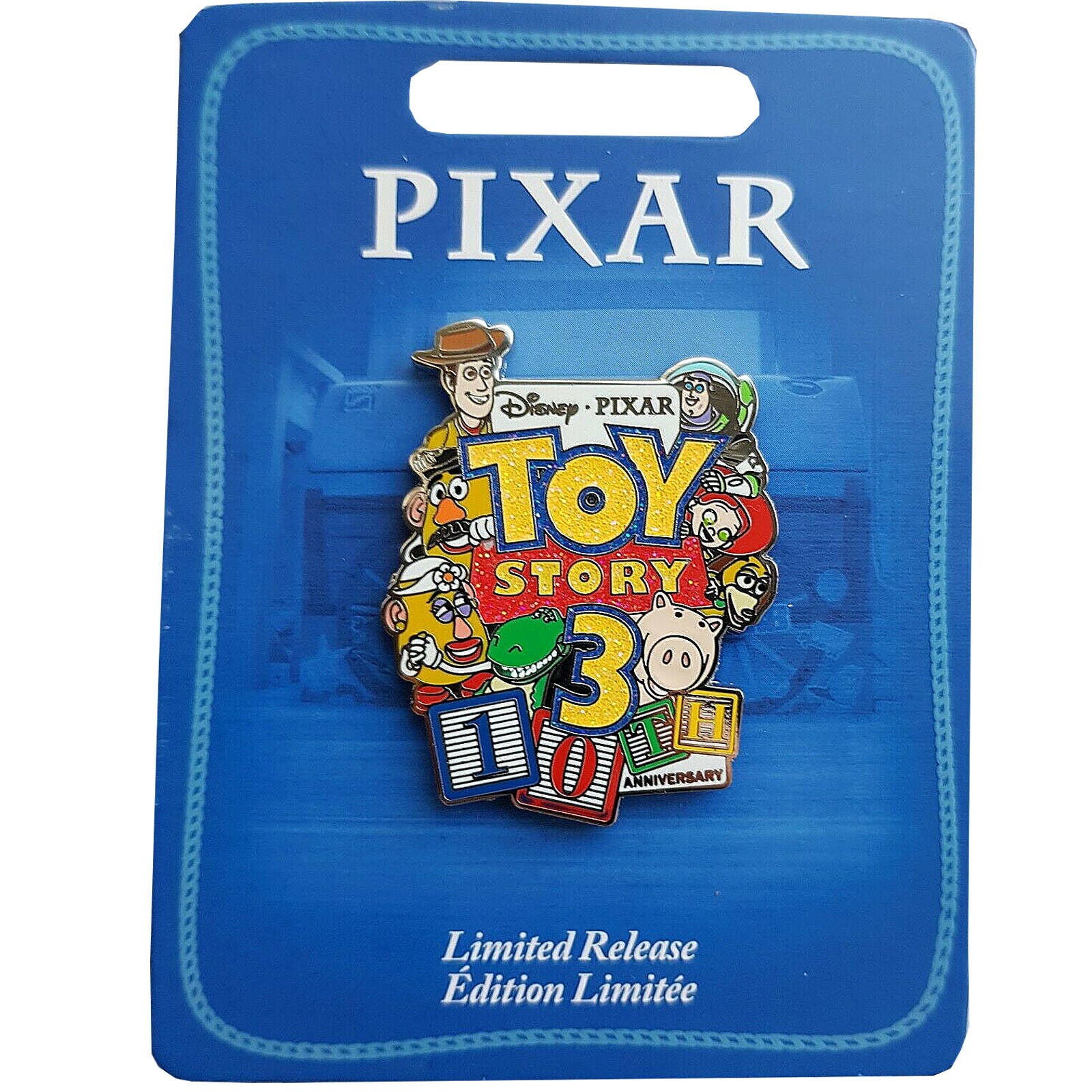 Disney Store The Fox & Hound 40th Anniversary Legacy Collection Pin Trading Badge